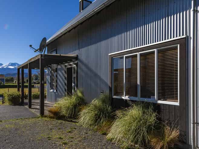 16B Tay Street, Ohakune
