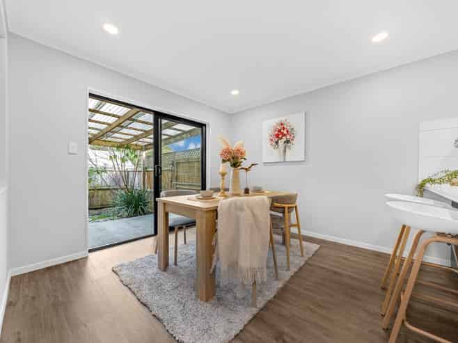42  Farmland Road, Papakura
