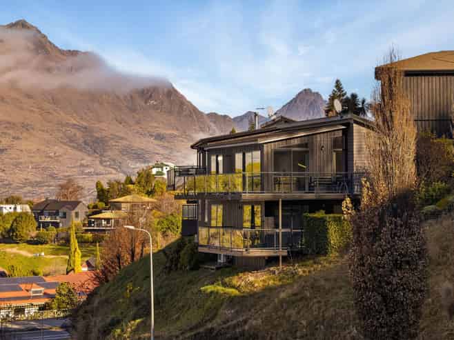 2 Quartz Rise, Queenstown