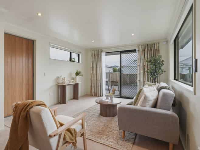 251A Oxford Street, South Dunedin