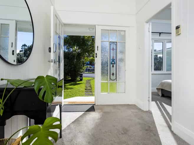 313 Royal Road, Massey