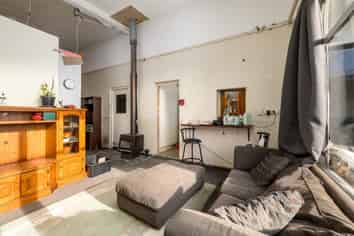 Work, store and live - all in one