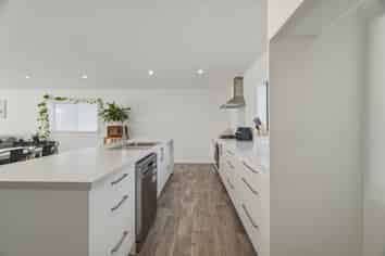 19 Rose Crescent, Koutu