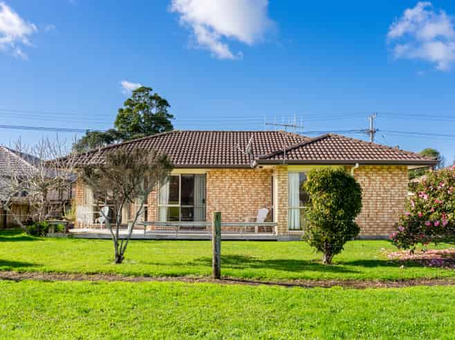 14 South Road, Waipu