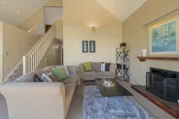 24/1420 Hamurana Road, Mourea