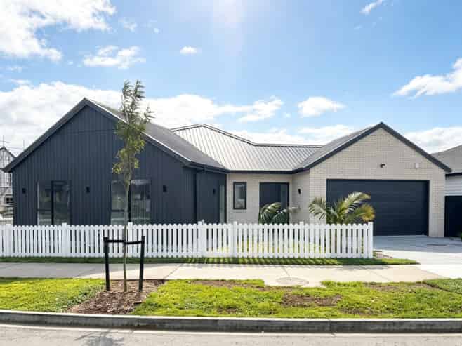 438 Te Taruna Drive, Milldale
