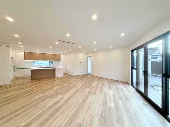 438 Te Taruna Drive, Milldale