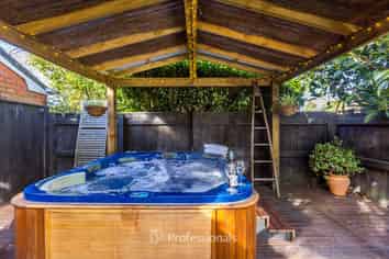 89 Owen Street, Belmont