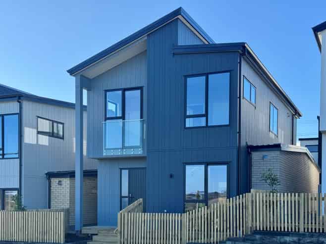 8,10,12,13 Wira Lane, Silverdale