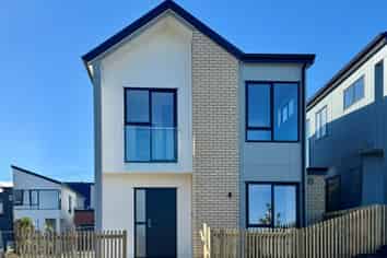 8,10,12,13 Wira Lane, Silverdale