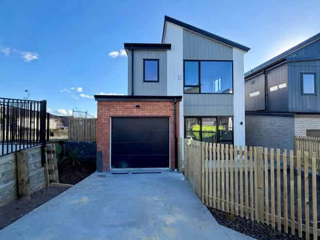 12 Wira Lane, Silverdale