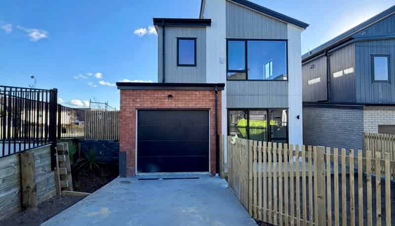 12 Wira Lane, Silverdale