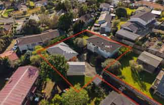 1 and 2/58 St Annes Crescent, Wattle Downs