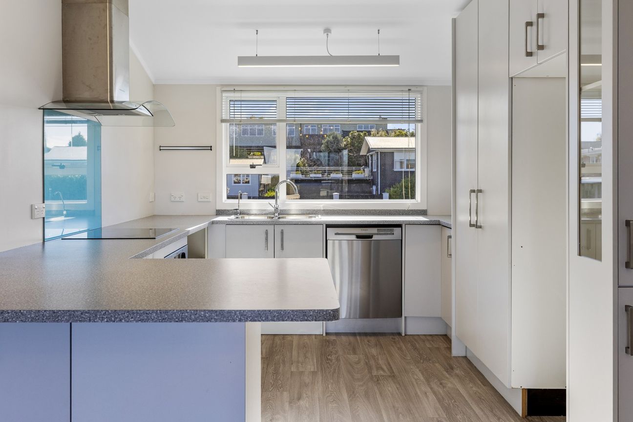 Elevated views, effortless living - Vista 6