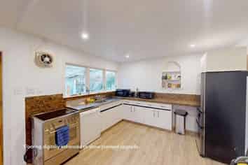 90 Surrey Road, Springvale