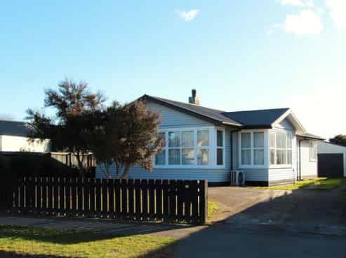 23 Camden Street, Redwood