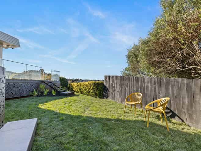 825 Beach Road, Browns Bay
