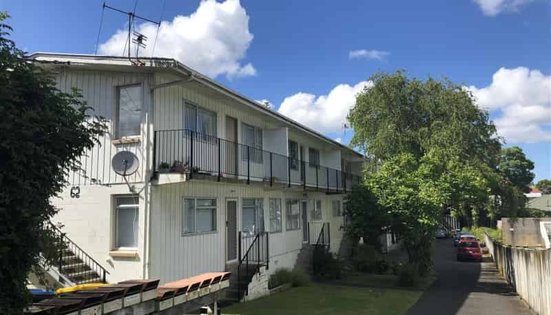 2/62 Grange Road, Mount Eden