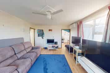 14 Fergusson Street, Marton