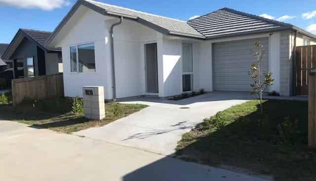 6 Gold Lane, Papamoa