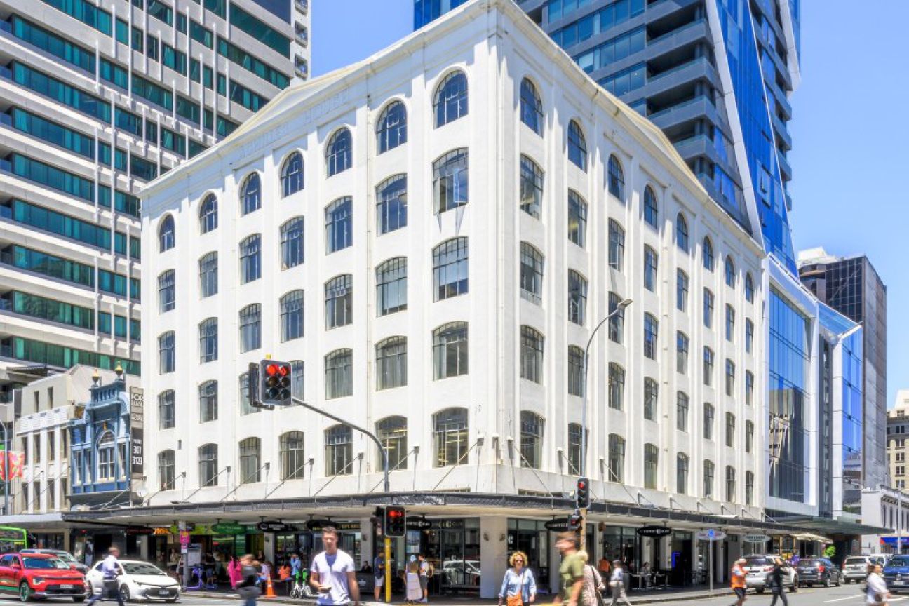 Character High Street Office | 61 m² - View 3