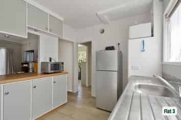 3/15 Raewyn Street, Morningside