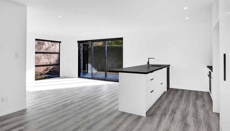 120 Seaview Road, Westown