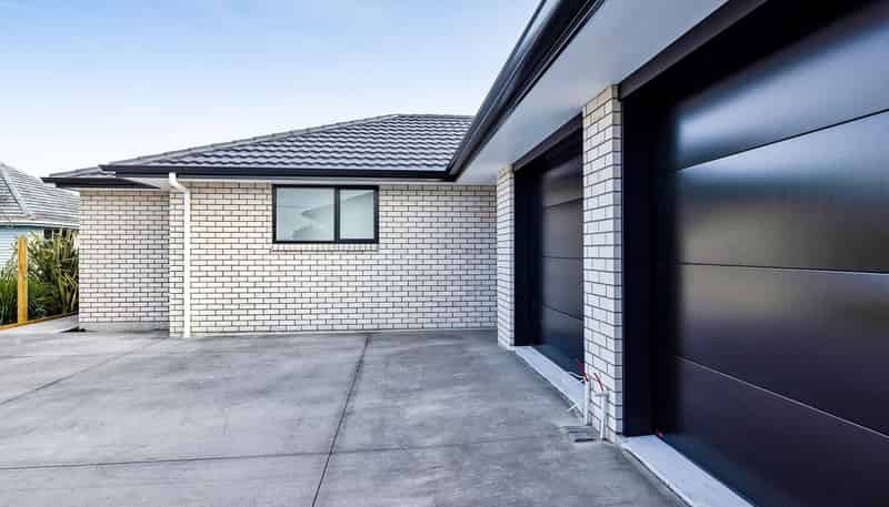 120 Seaview Road, Westown