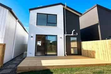 65 Biokovo St, Massey