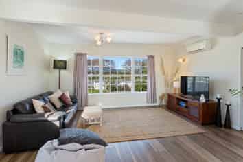 119 Main Highway, Otaki