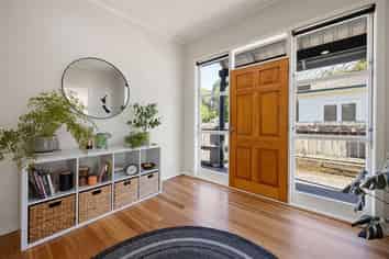 6 Gillies Avenue, Claudelands