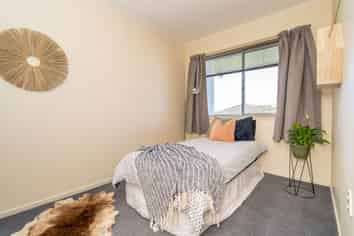 19 Sheen Street, Roslyn