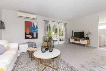 6 Anchor Place, Beach Haven