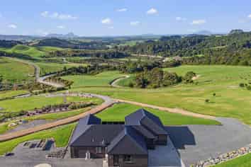 717 Millbrook Road, Waipu