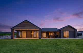 717 Millbrook Road, Waipu