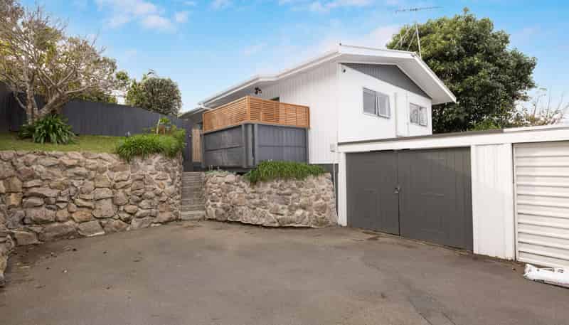 15 Glenfield Place, Brookfield