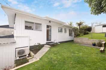 15 Glenfield Place, Brookfield