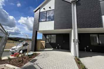 1/23 Makomako Drive, Orewa