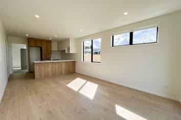 1/23 Makomako Drive, Orewa