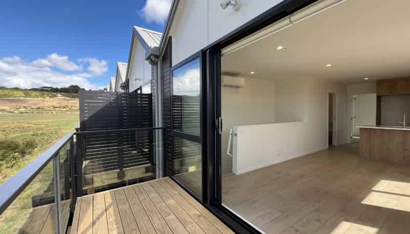 1/23 Makomako Drive, Orewa