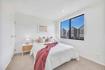 1/23 Makomako Drive, Orewa