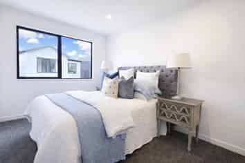 2/73 Te Taruna Drive, Milldale