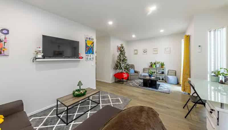 9 Riroriro Close, Papakura
