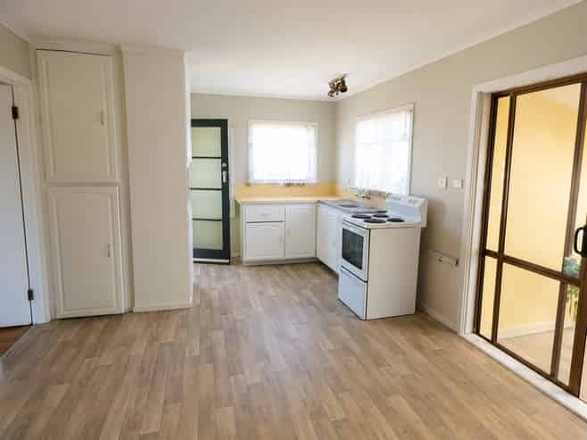 16 Mail Avenue, Weymouth