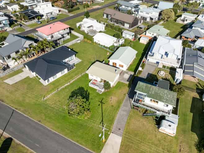 121 Beverley Terrace, Whangamata