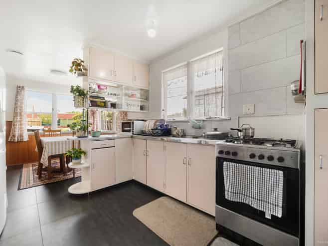 134 & 134a Browns Road, Manurewa