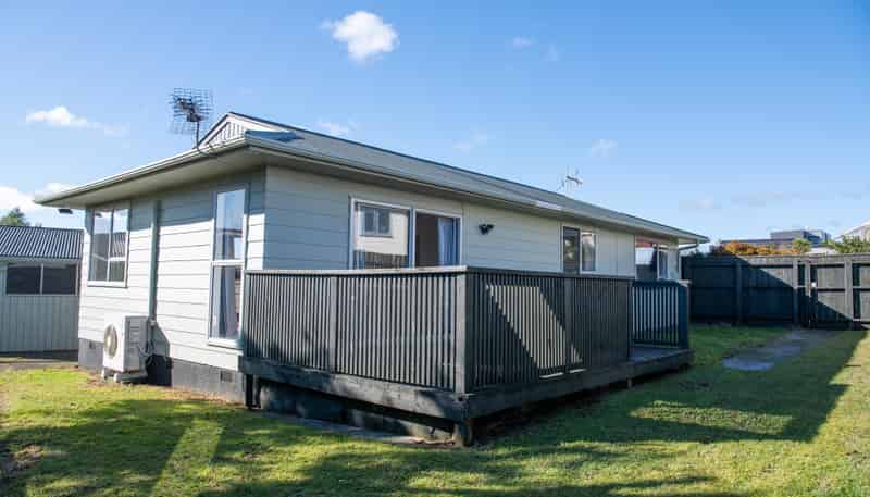 41 Outram Grove, Kelson