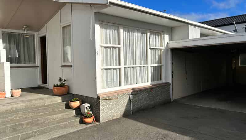 2/44 Berry Street, Merivale