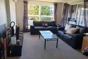 40 Chequers Avenue, Glenfield