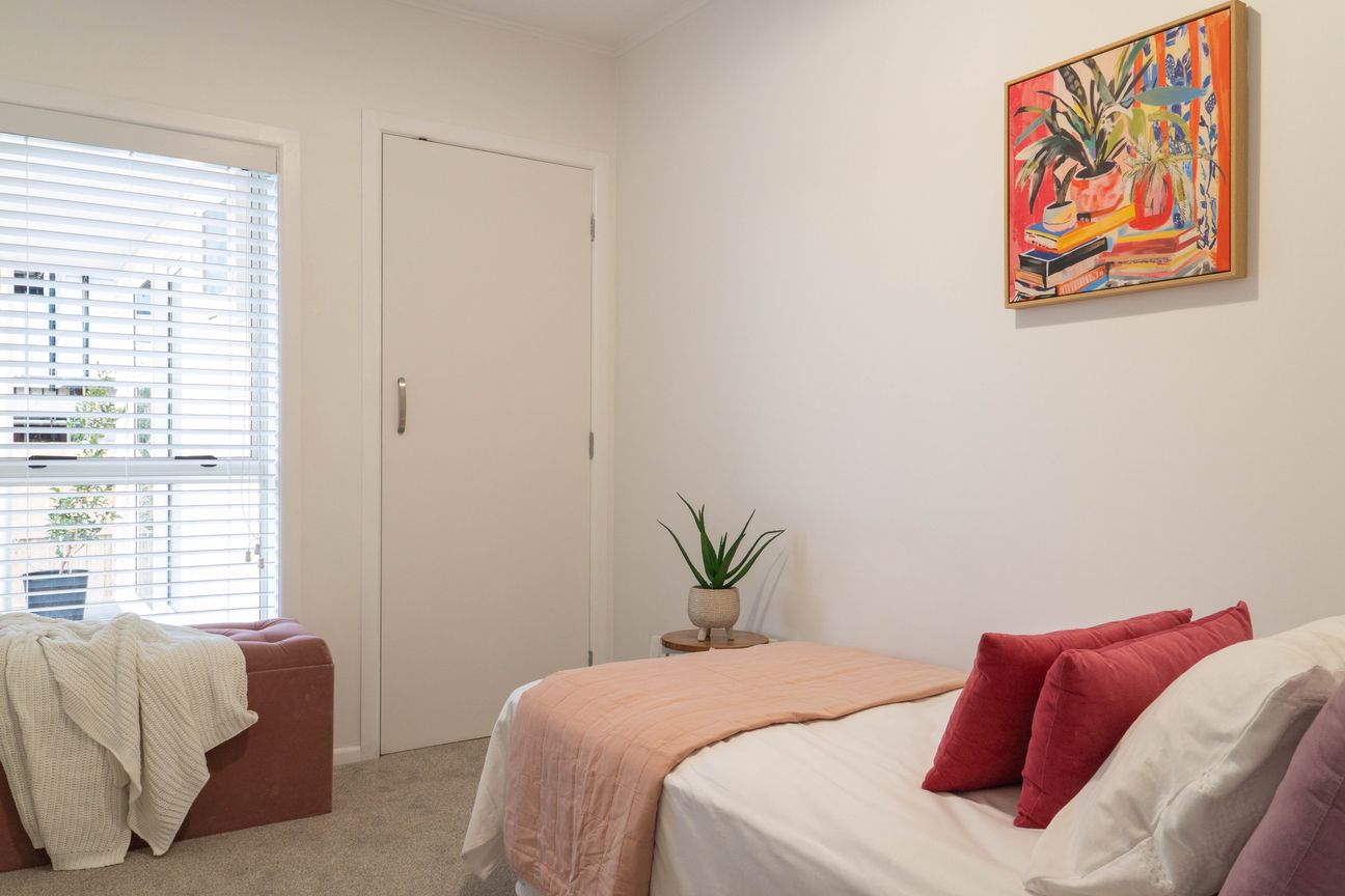 Renovated to Impress - Move Straight In! - Widok 5